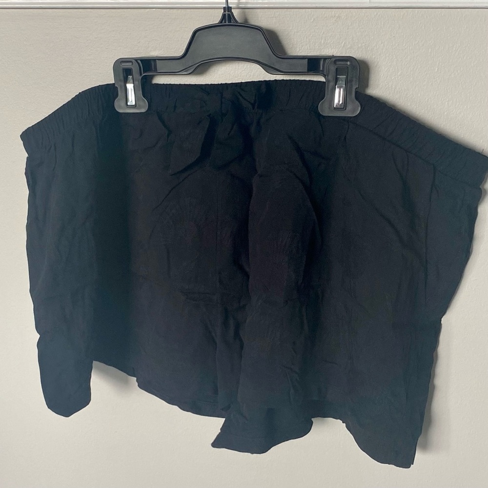Luxury Edition Elastic Waistband Short, Black Fan - Picture 3 of 5